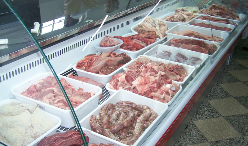 Nuestra CarnicerÃ­a esta instalada dentro del supermercado de la Cooperativa